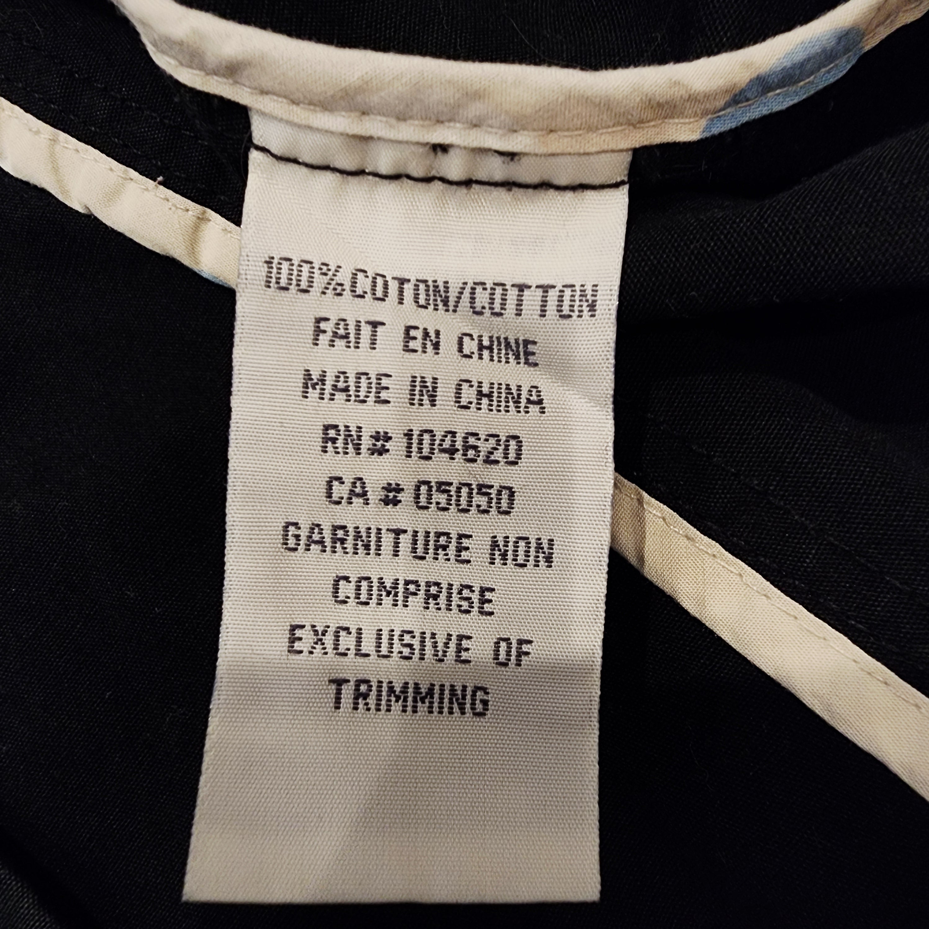 JACOB Short & Cute Cotton Black Buttoned Trench Coat