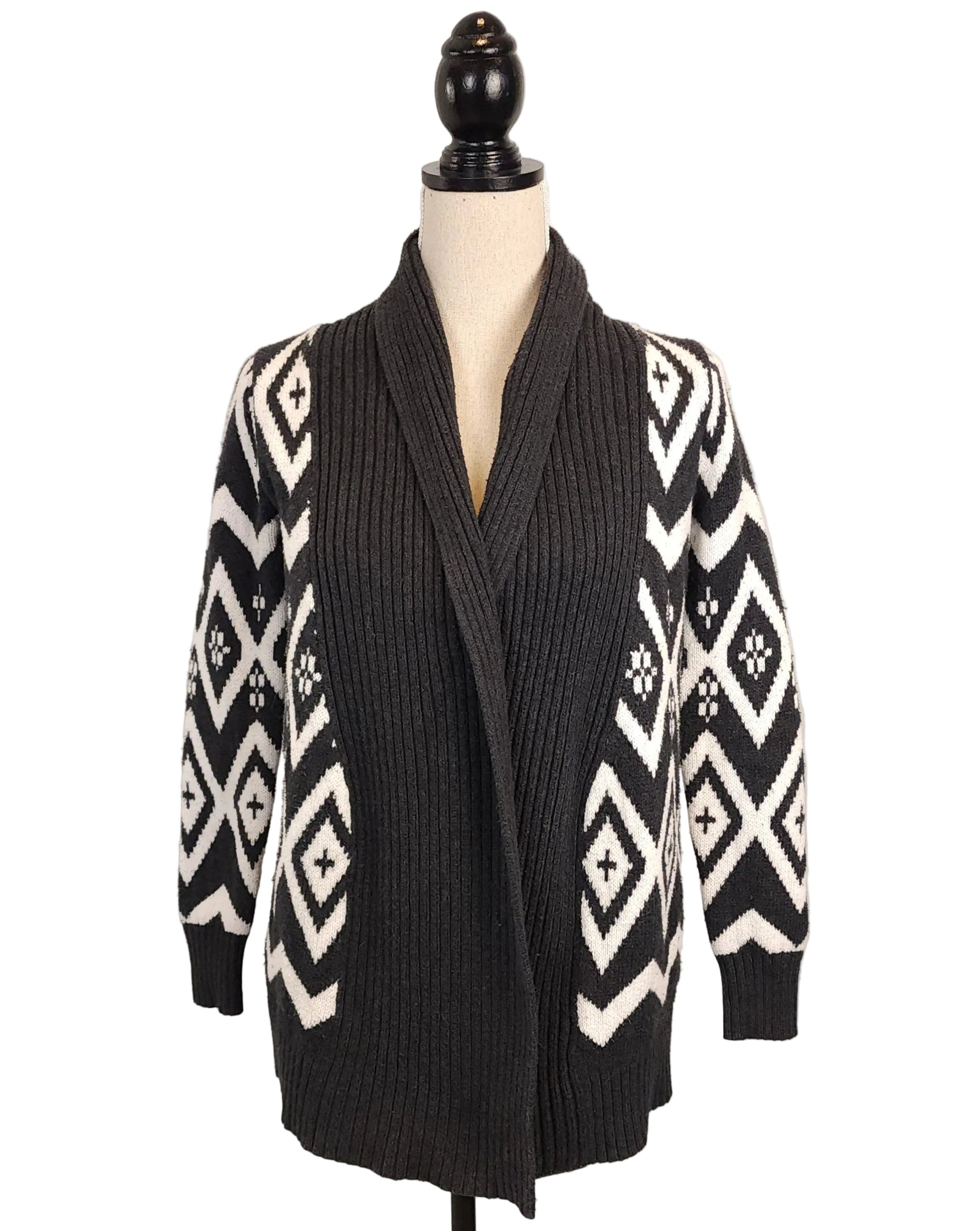 Aztec Navajo Pattern XS Black & White Wrap Cardigan
