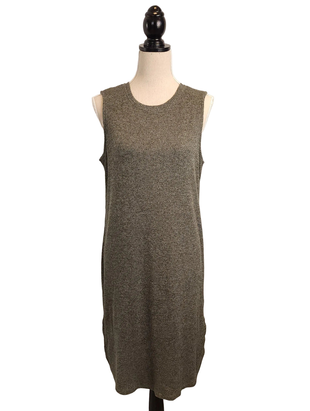 ROOTS Green Knit Sz Large Rayon Sleeveless Dress