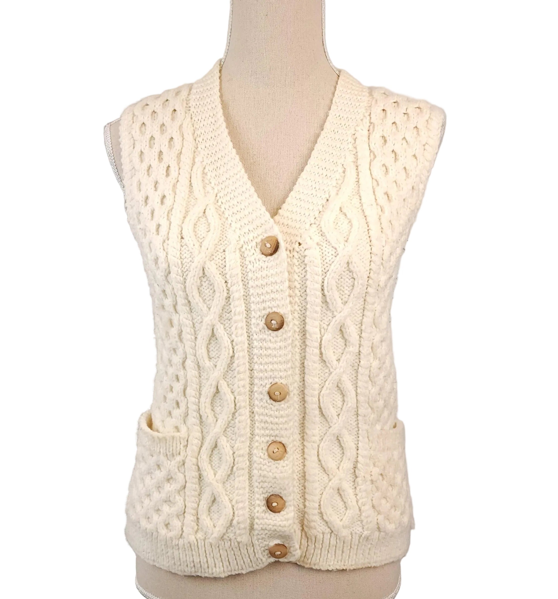 Aran Cableknit Sz Small Soft Beige Buttoned Sweater Wool Vintage