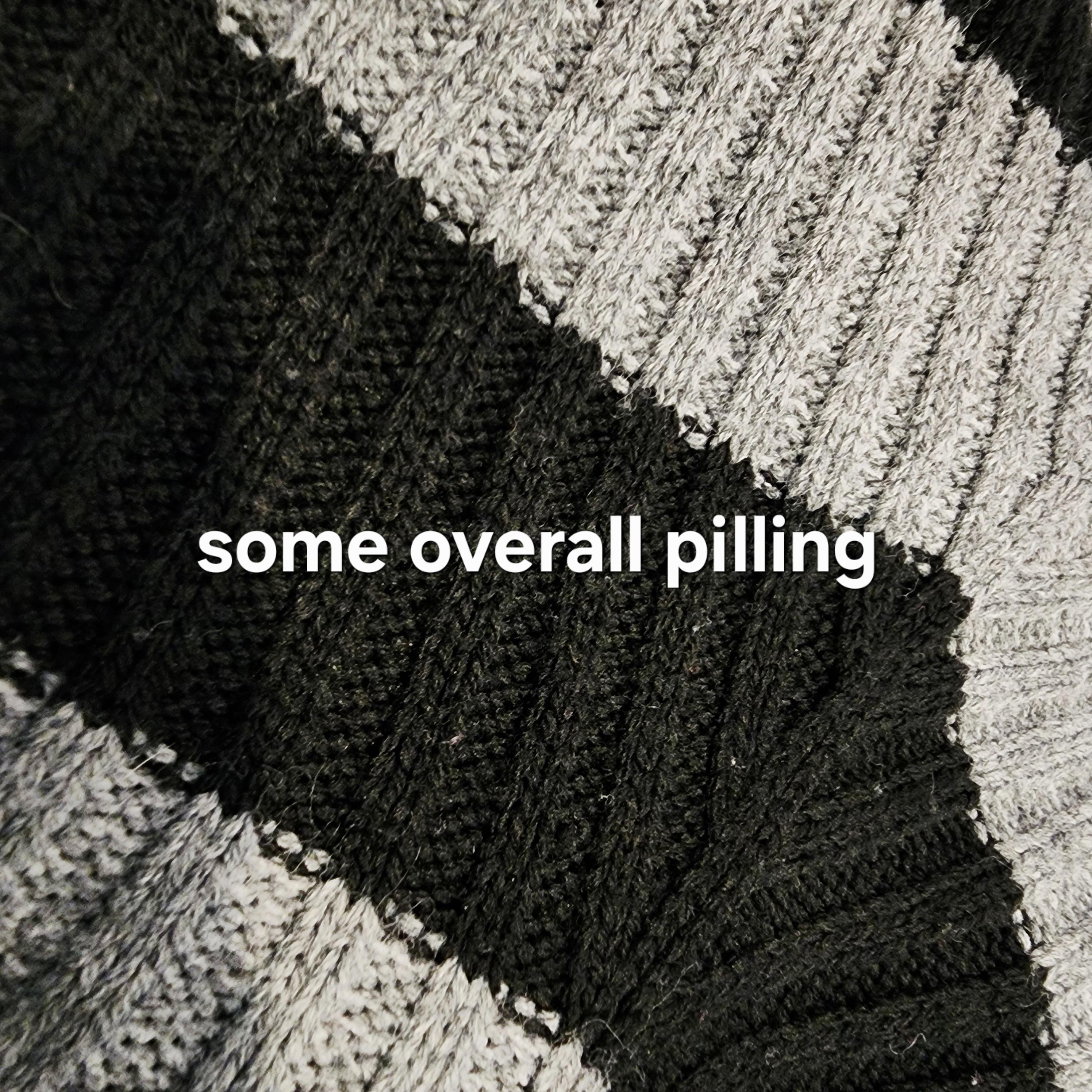 Y2K Gray & Black XS Ribbed Knit Sweater w/ Matching Belt