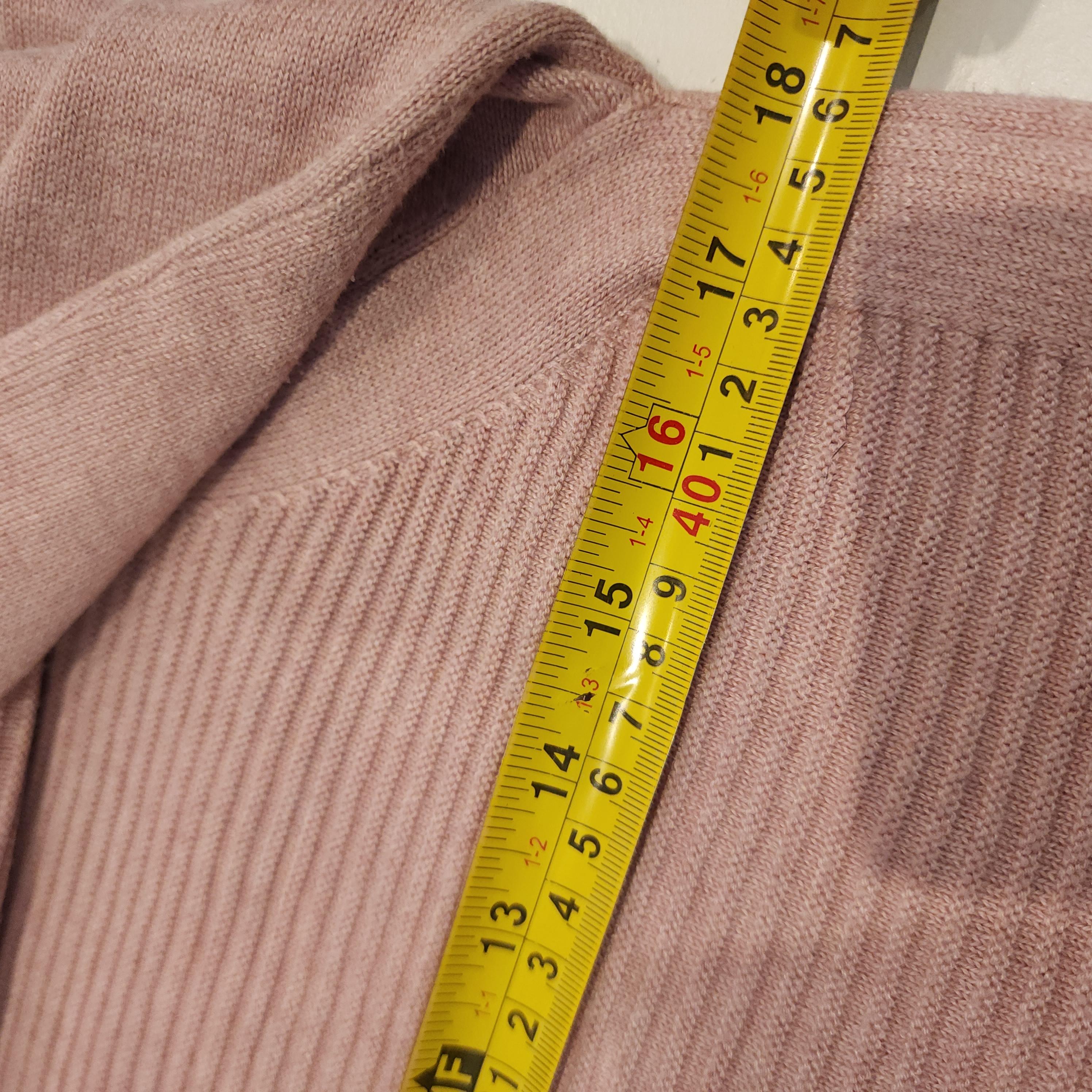 HILARY RADLEY Pink Crew Neck Sweater Sz Medium w/ Attached White Undershirt