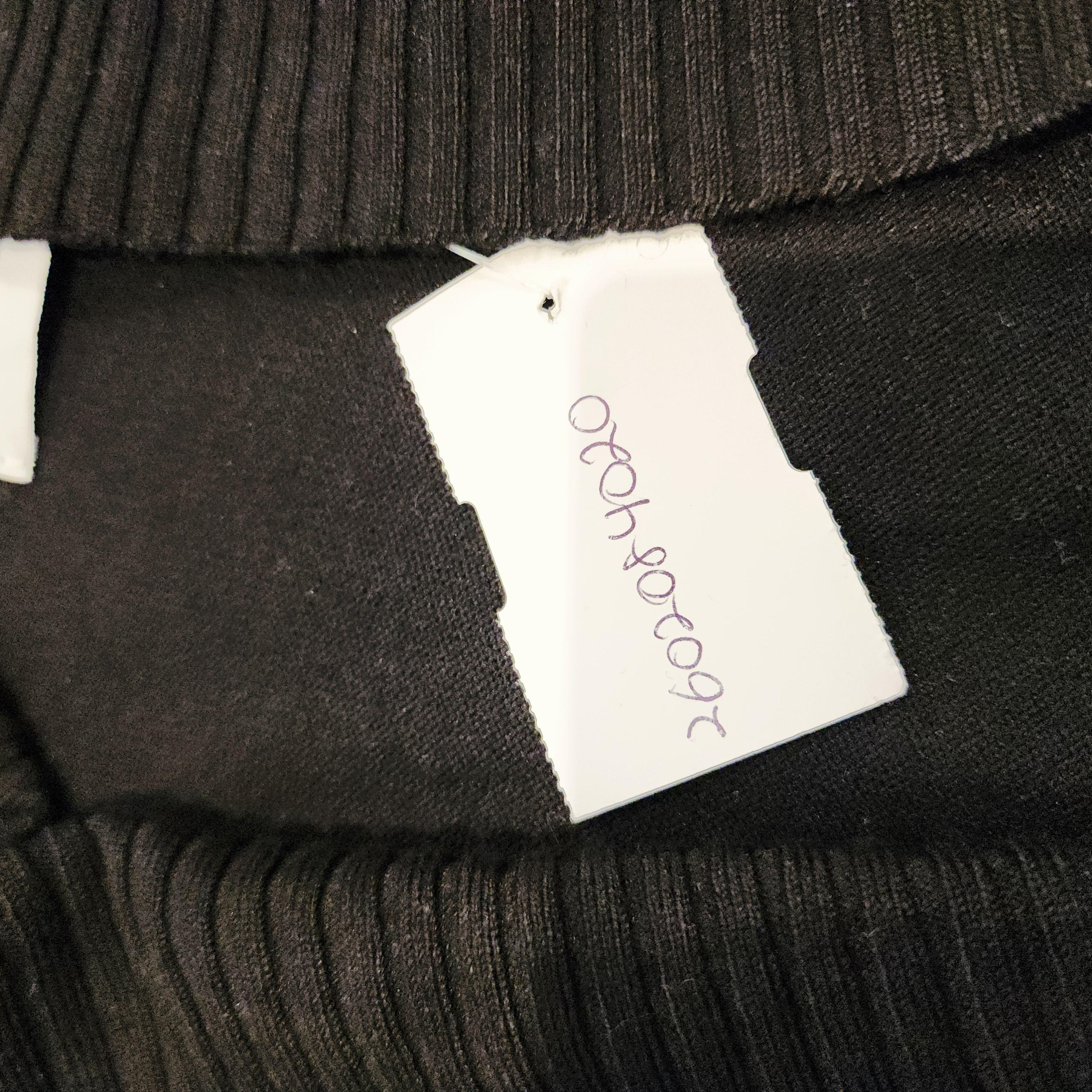 CONTEMPORAINE Long Cardigan Sweater Sz Small Button Closure Jet Black