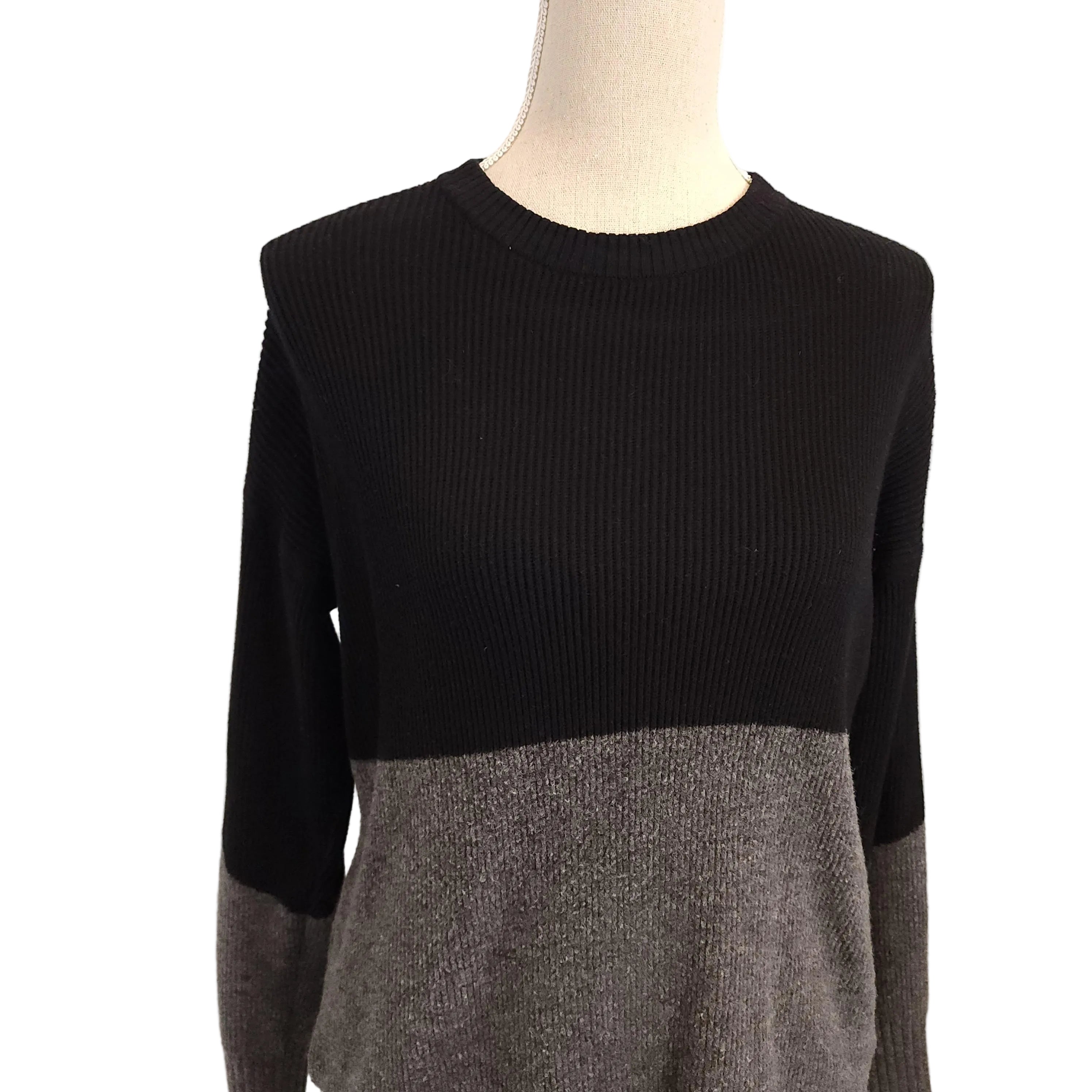 Lululemon Black & Gray Color Block Sweater Sz Medium