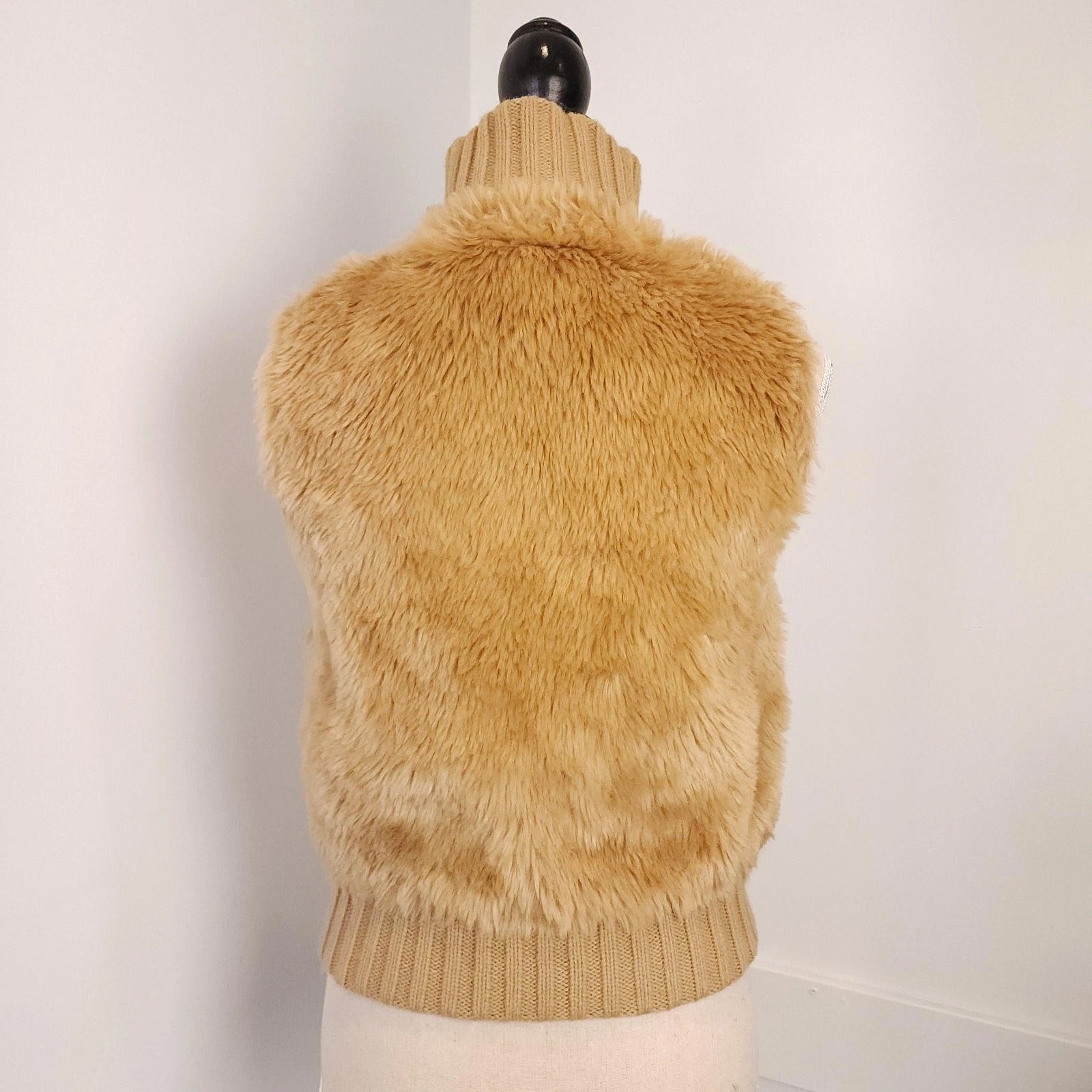 Golden Brown Faux Fur Vest Sz S Full Zip Cafebrand