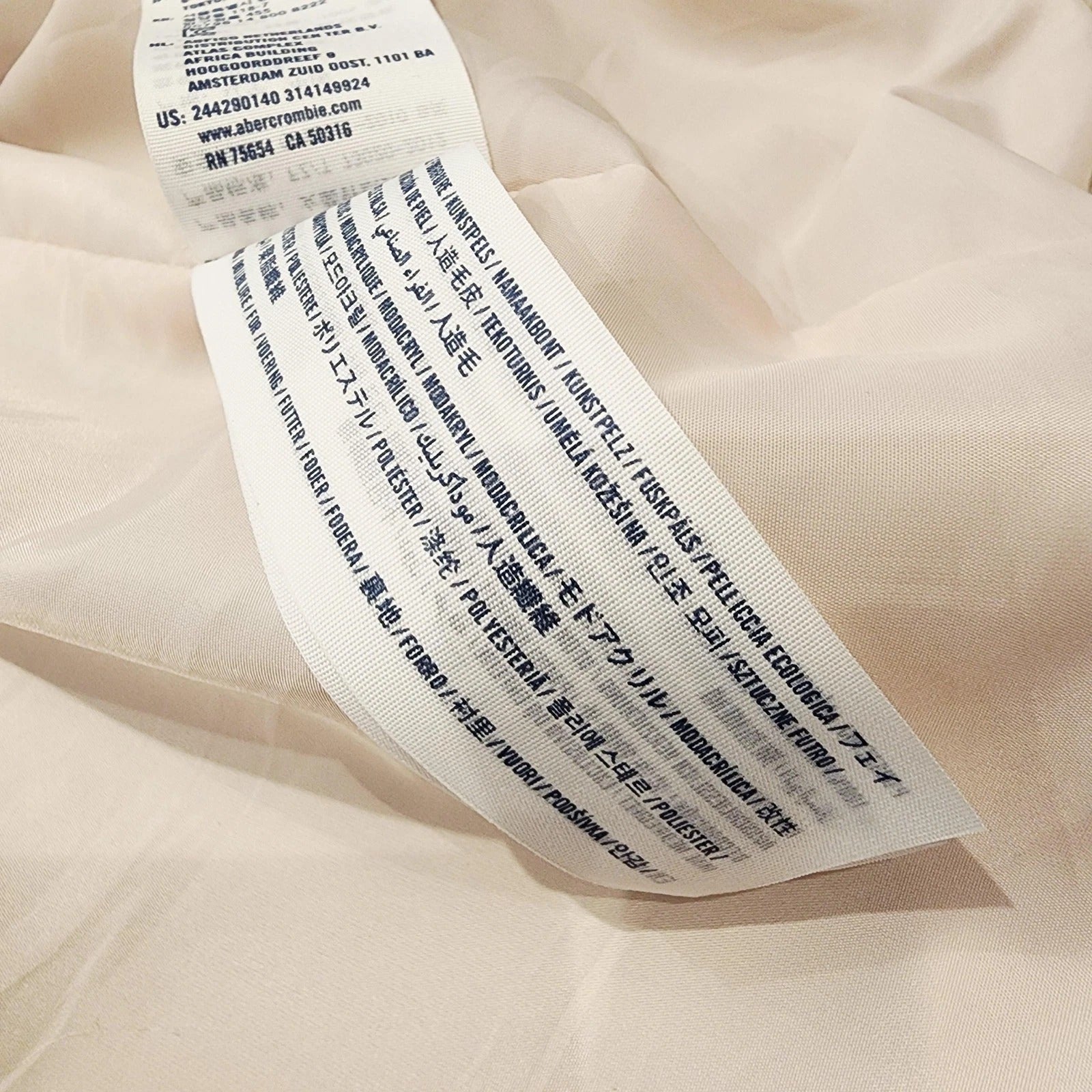 Abercrombie Kids Arctic White Long-haired Faux Fur Sz XL