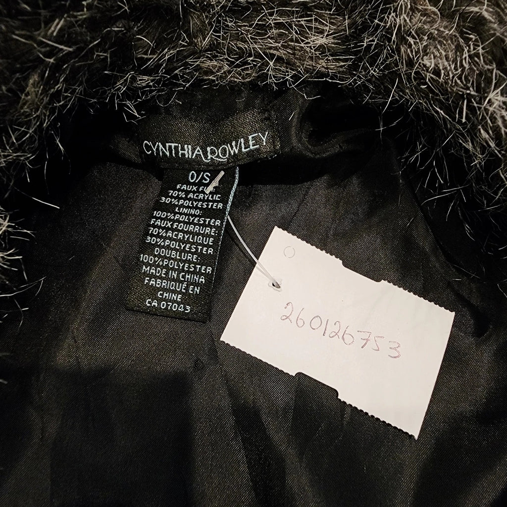 Cynthia Rowley Sz M Faux Fur Cape Gray