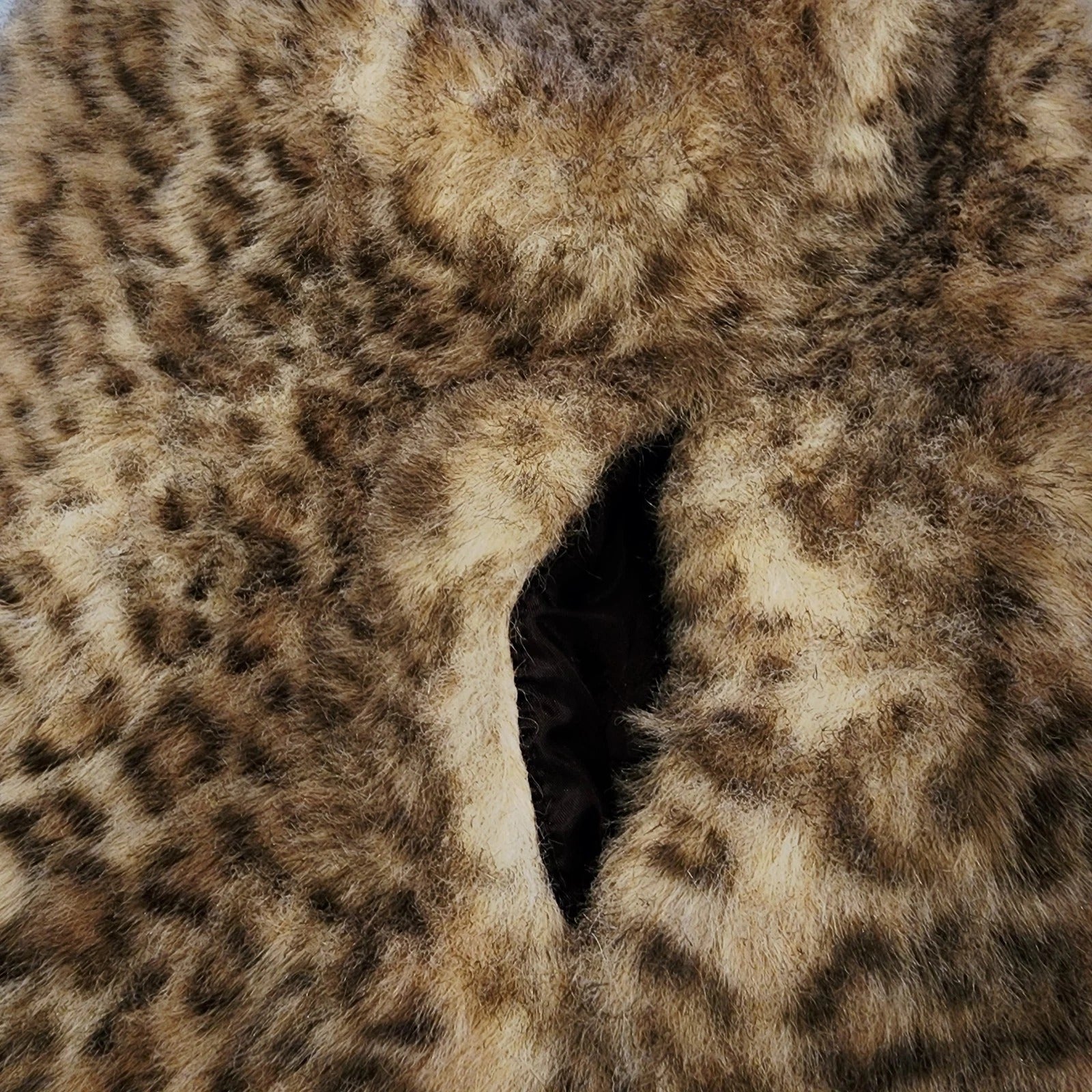 Lynx Faux Fur Sz M Vest Beige
