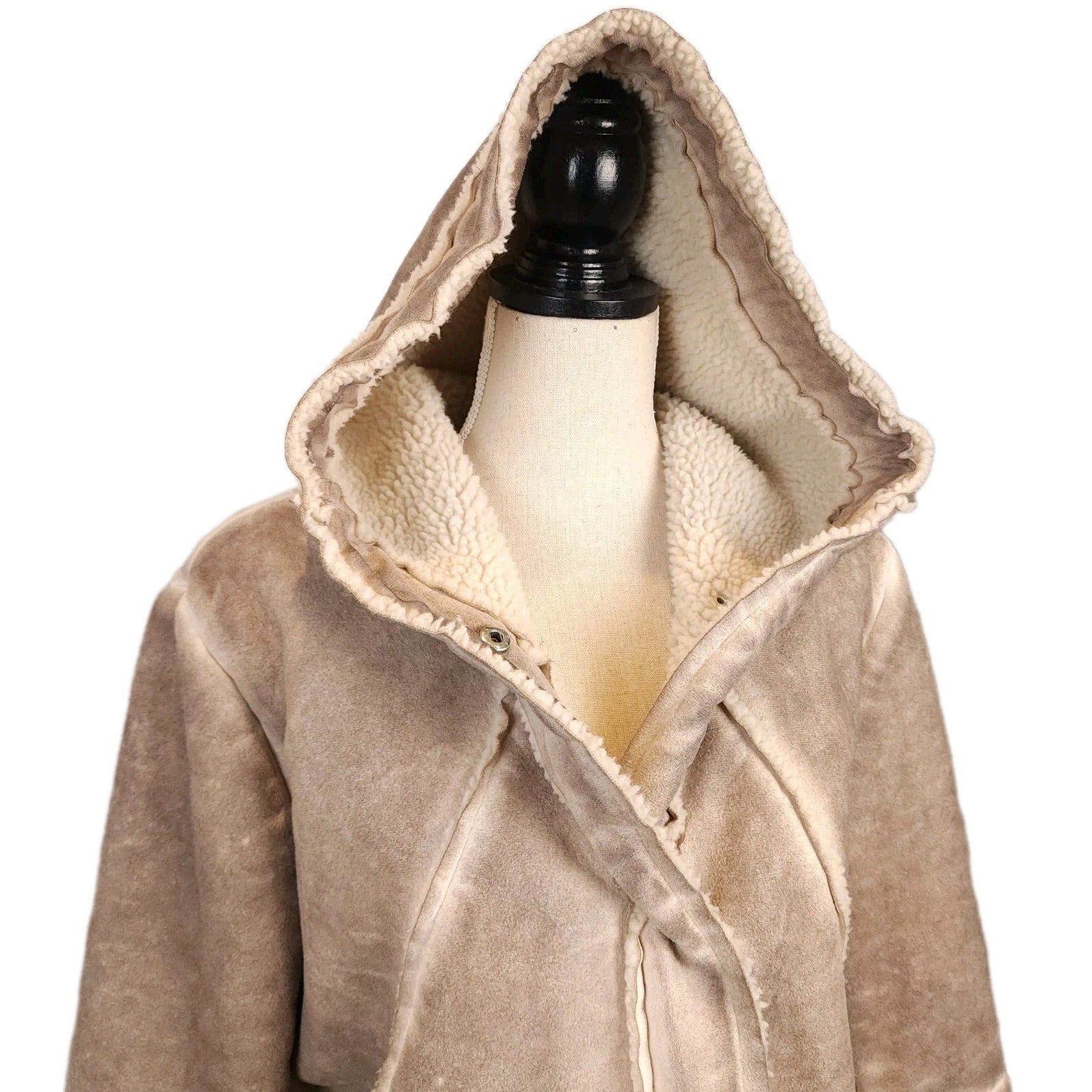 CALIFORNIA MOONRISE Shearling Snap Closures Chestnut Brown Faux Fur Lining Sz L