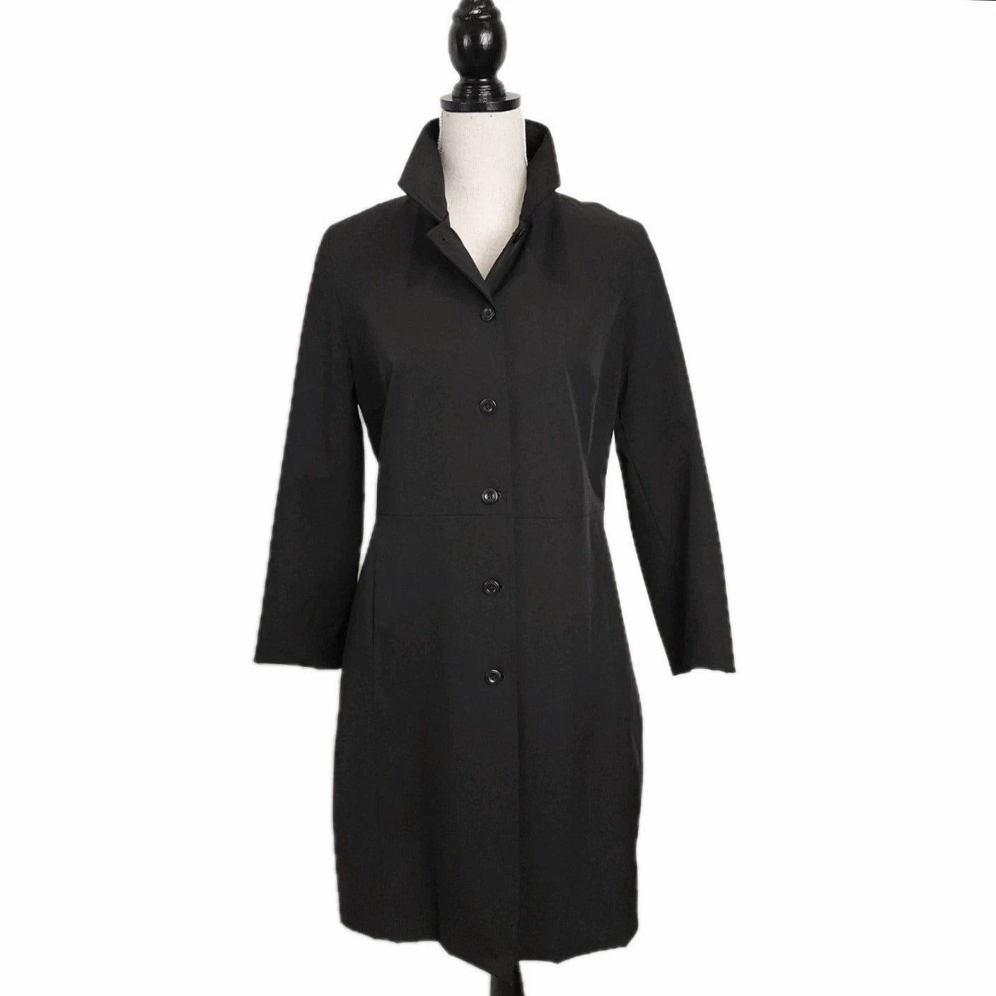 GAP Form Fitting Buttoned Mid-length Black Overcoat Sz M Water Repellent