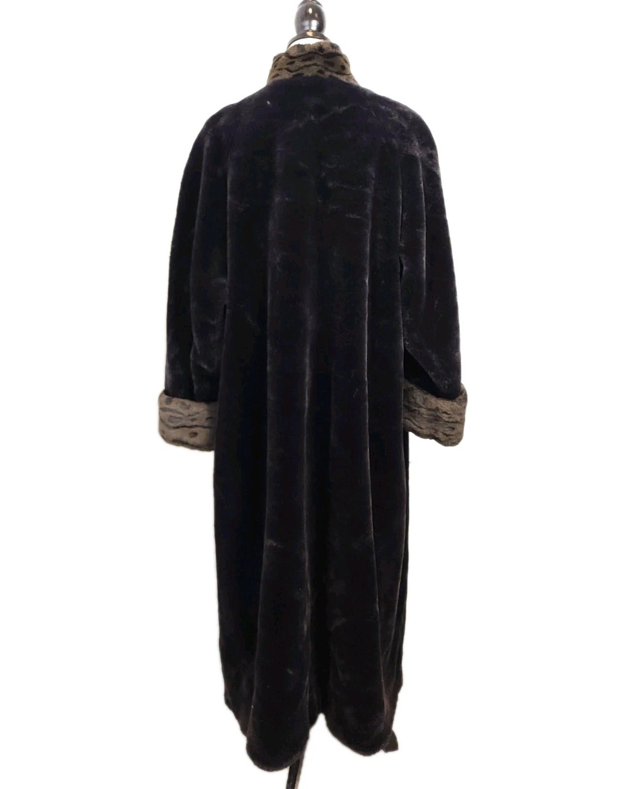 Novelti Sz 11 Leopard Print Faux Fur Long Overcoat Vintage