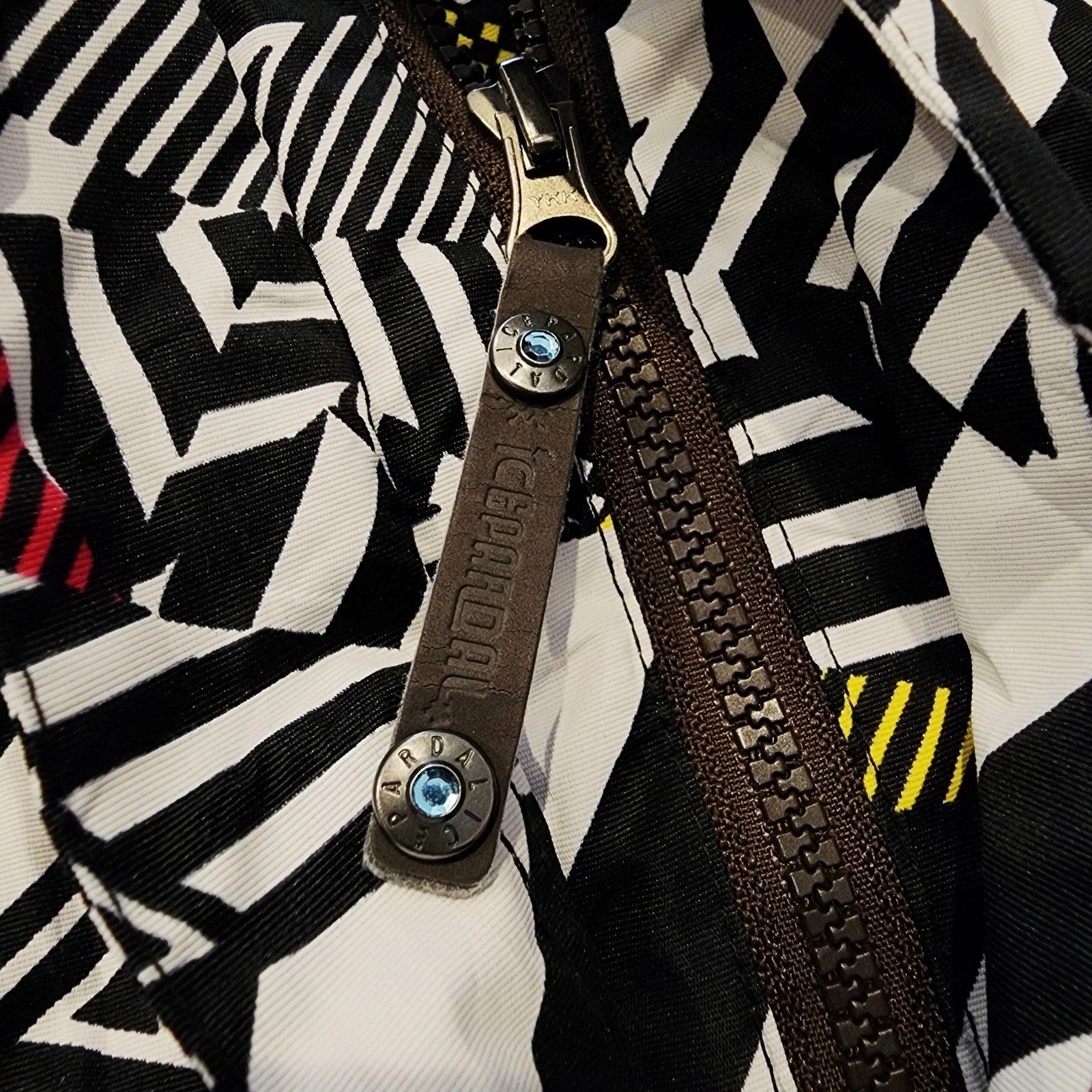 Y2K ICEPARDAL Geometric Black & White Insulated Winter Jacket Hooded Faux Fur