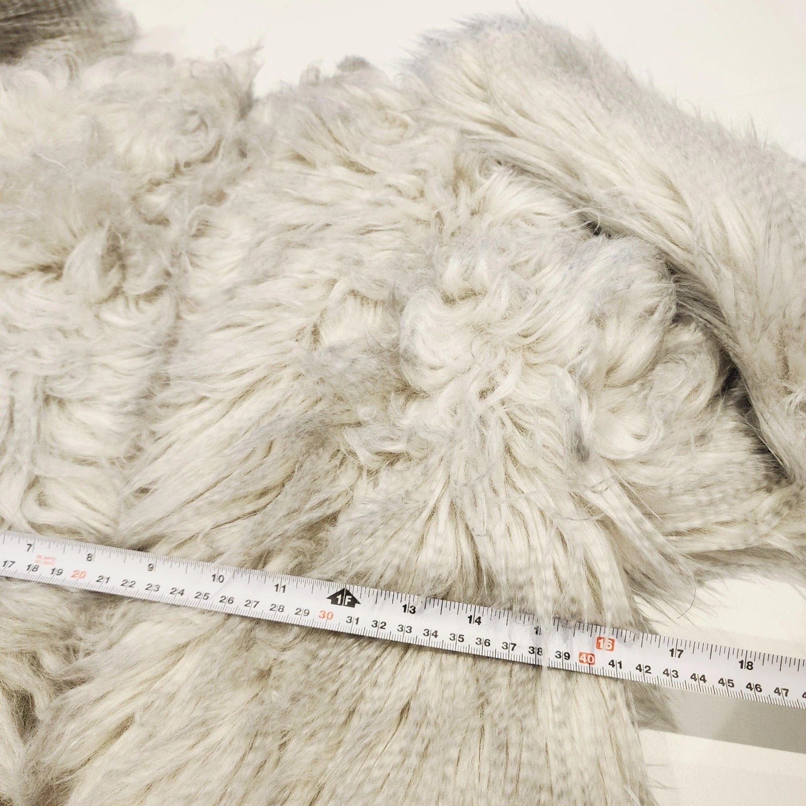 Abercrombie Kids Arctic White Long-haired Faux Fur Sz XL