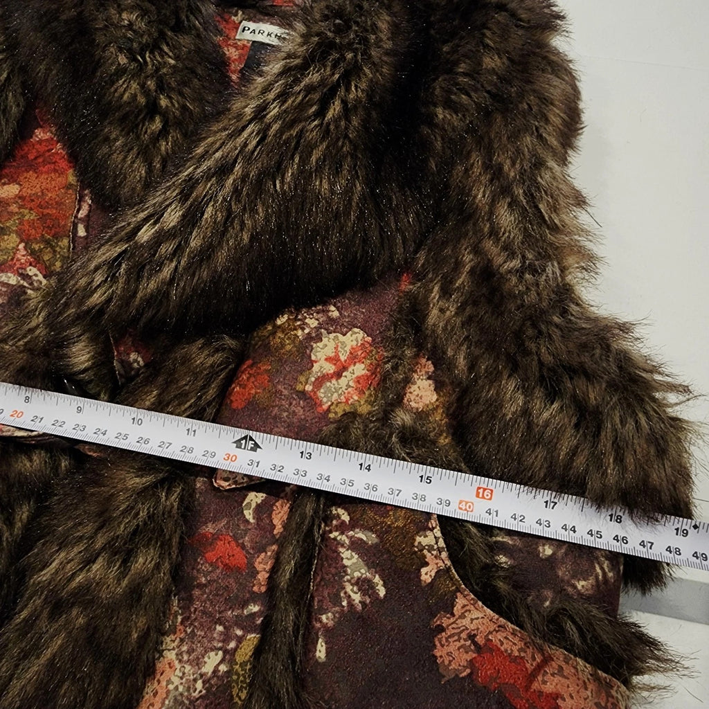 Parkhurst Sz M Floral Faux Fur & Shearling Vest Horn Toggle