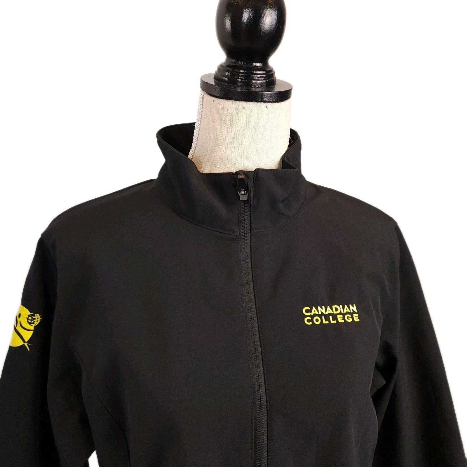 TEAM 365 Canadian College Sleek Fitted Black Full Zip Jacket Sz Large