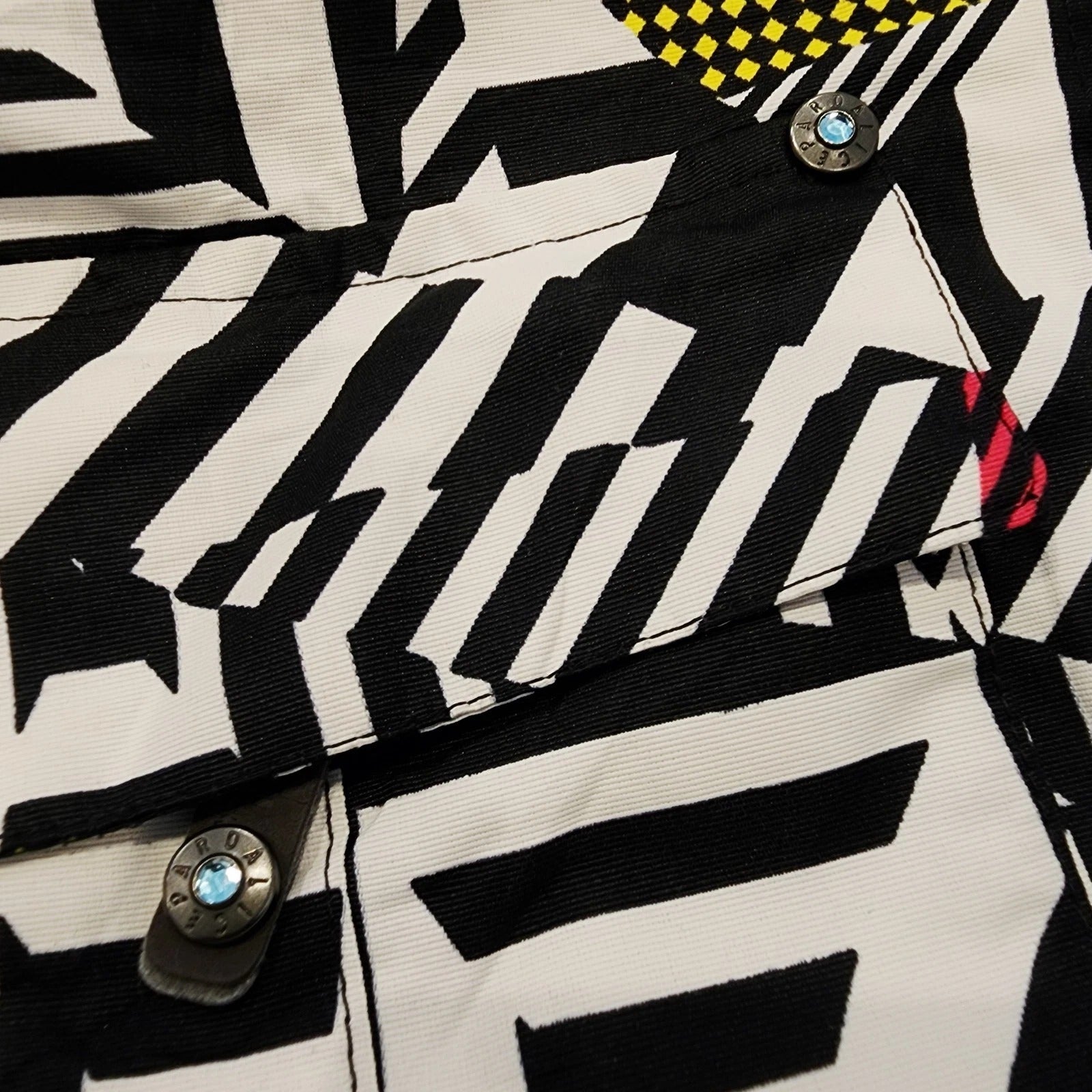 Y2K ICEPARDAL Geometric Black & White Insulated Winter Jacket Hooded Faux Fur