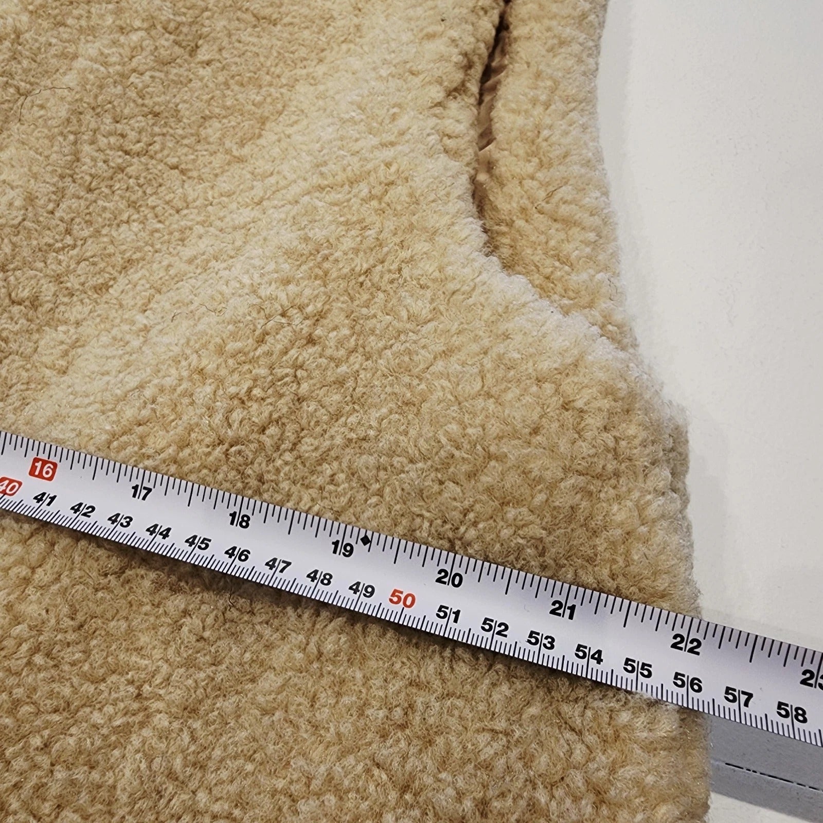 STEVE MADDEN Beige Teddy Faux Fur Vest Sz M